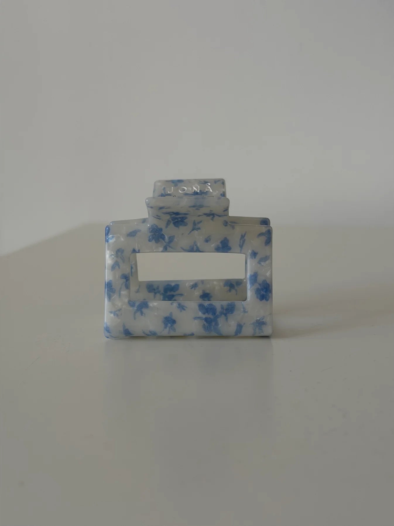 Josefin Clip