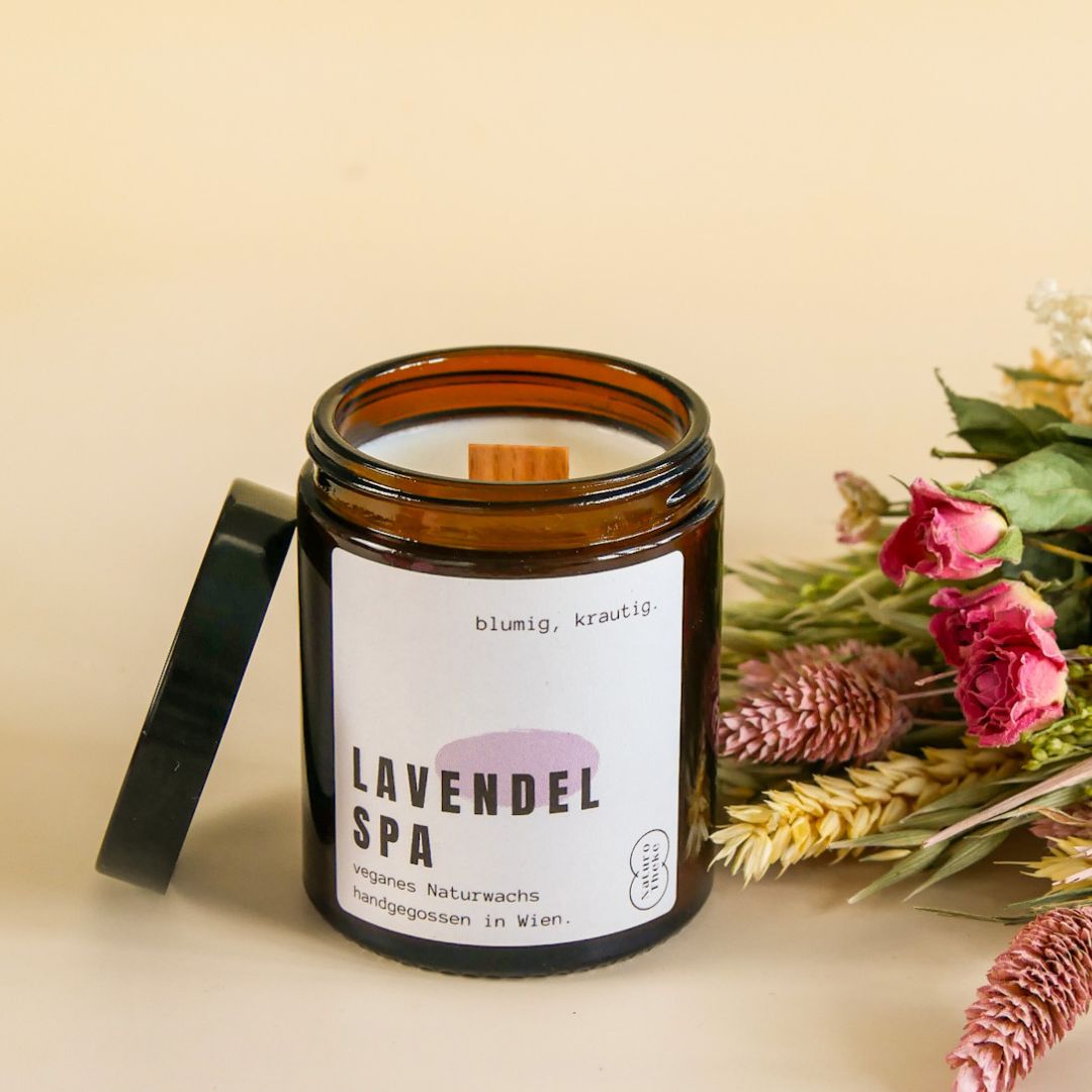 Lavendel Kerze im Tiegel + Geschenkbox