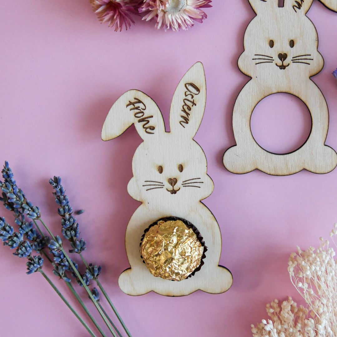 Osterhase aus Holz für Schokolade