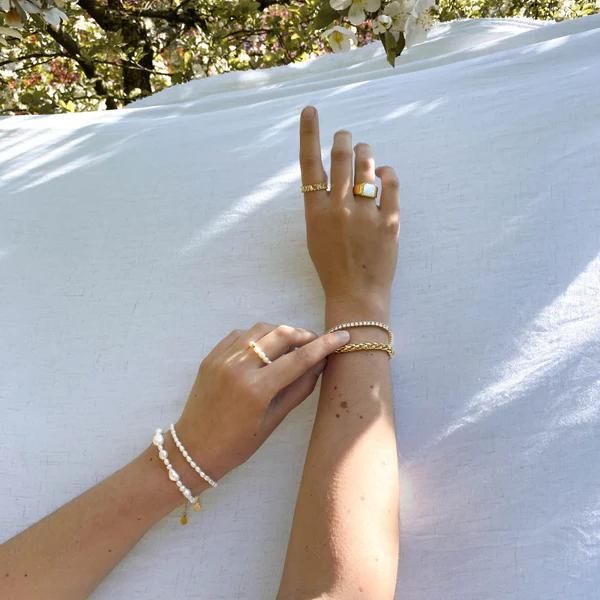 Avignon Ring