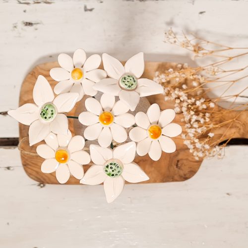 handgemachte Blumensträuße aus Keramik